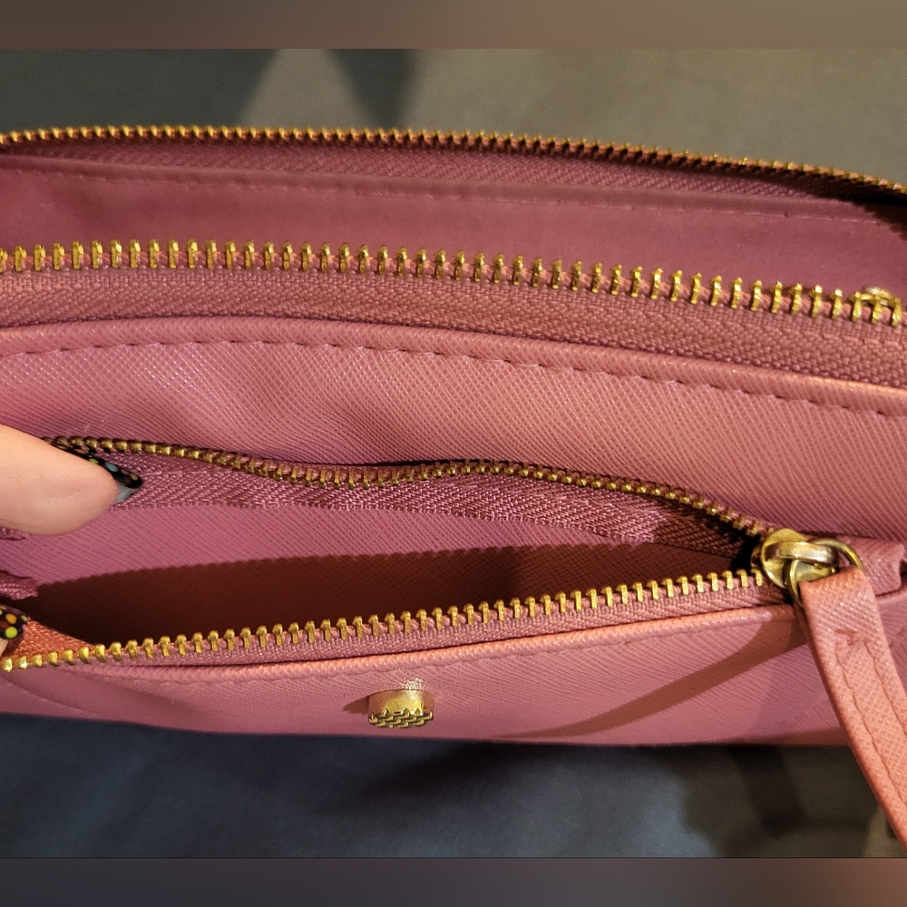 Pink wallet - Picture 6 of 6